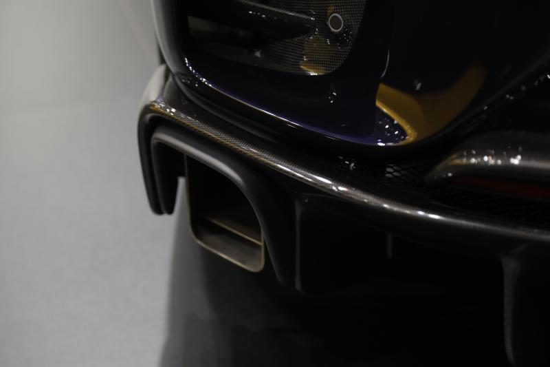 Ferrari 812 Competizione | Les images de la supercar exposée au salon de Lyon