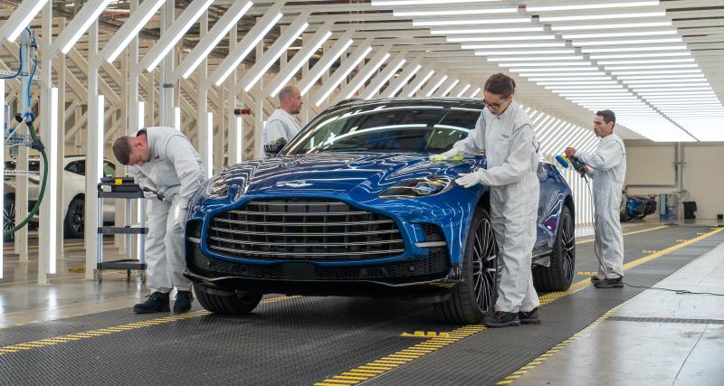 Produit par Aston Martin, le SUV le plus rapide du monde sort enfin d’usine