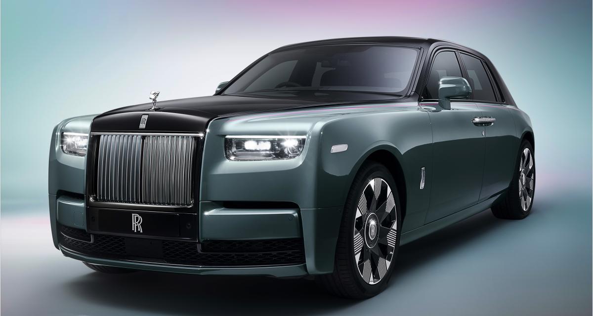 Rolls-Royce Phantom (2022) : la berline de luxe s'offre un discret restylage de mi-carrière