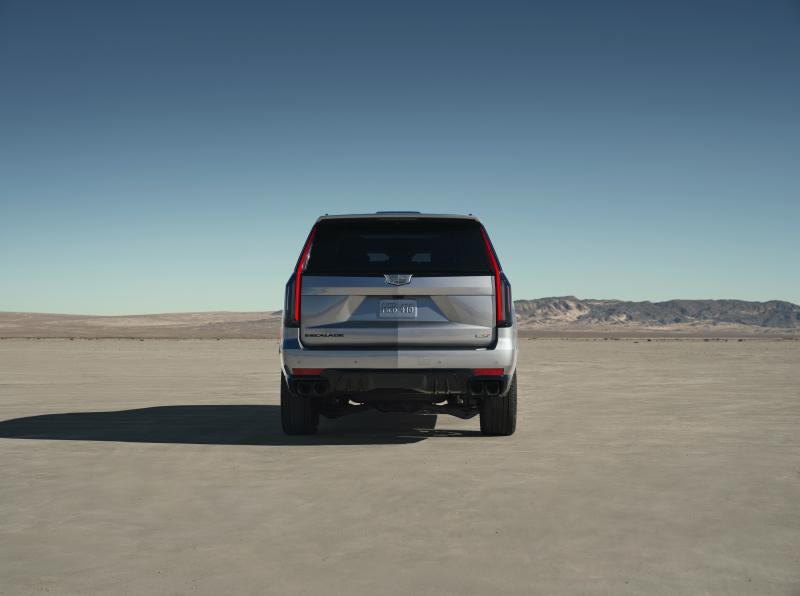  - Cadillac Escalade-V (2022) | Les photos de l’imposant et surpuissant SUV américain