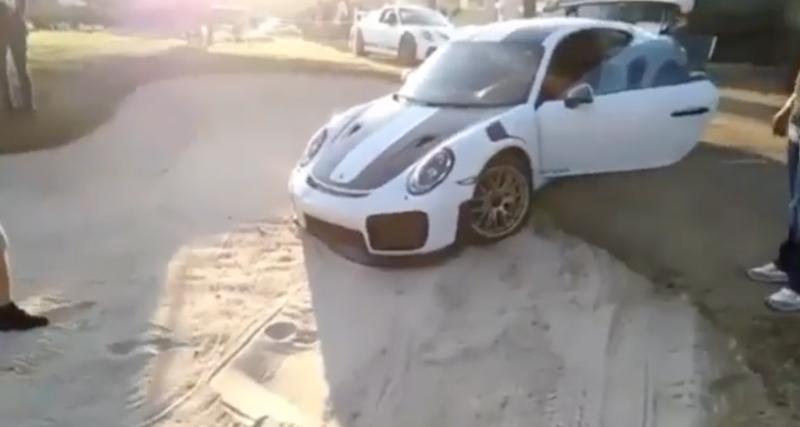 - Une Porsche n’a rien à faire sur un green de golf, cette vidéo est là pour le prouver