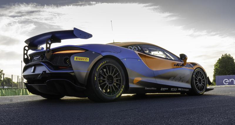 McLaren Artura GT4 (2022)