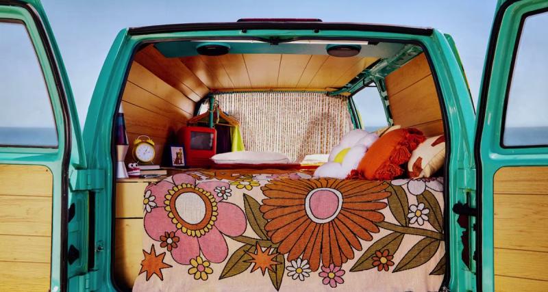 Le temps d’une nuit, Airbnb propose de séjourner à bord de la Mystery Machine de Scooby-Doo - Un habitacle tout confort pour les fans de Scooby-Doo