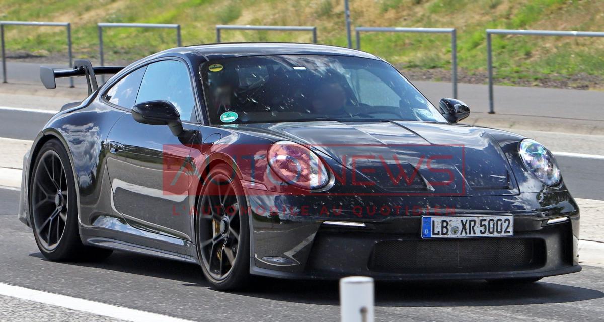 Porsche 911 GT3 (2023) : une version restylée en cours de développement, les premières photos