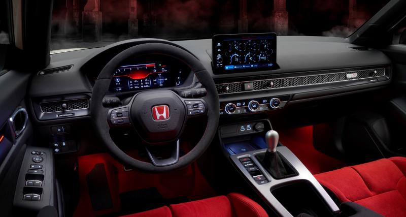 Honda Civic Type R (2022) : axée sur la performance, la nouvelle génération est là pour en découdre - Honda Civic Type R (2022)