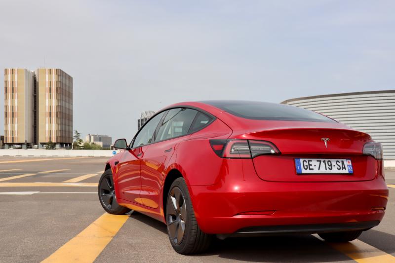  - Les électriques polyvalentes | Renault Mégane E-Tech Electric vs Tesla Model 3