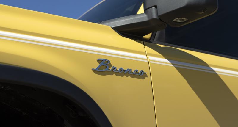 Le nouveau Ford Bronco se décline dans des livrées vintage pour rendre hommage à son ancêtre - Ford Bronco Heritage Limited Edition (2022)