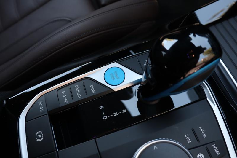  - Les électriques polyvalentes | BMW iX3 restylé vs Kia EV6