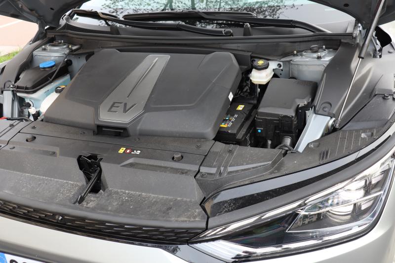  - Les électriques polyvalentes | BMW iX3 restylé vs Kia EV6