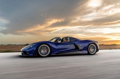 Hennessey Venom F5 Roadster (2022) | Les photos de la nouvelle supercar découvrable