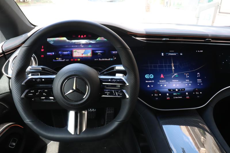  - Le système multimédia Hyperscreen de la Mercedes-Benz EQS en images