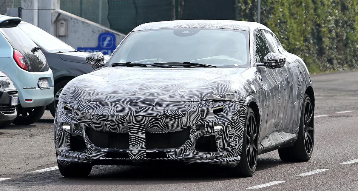 Le futur SUV Ferrari sous camouflage