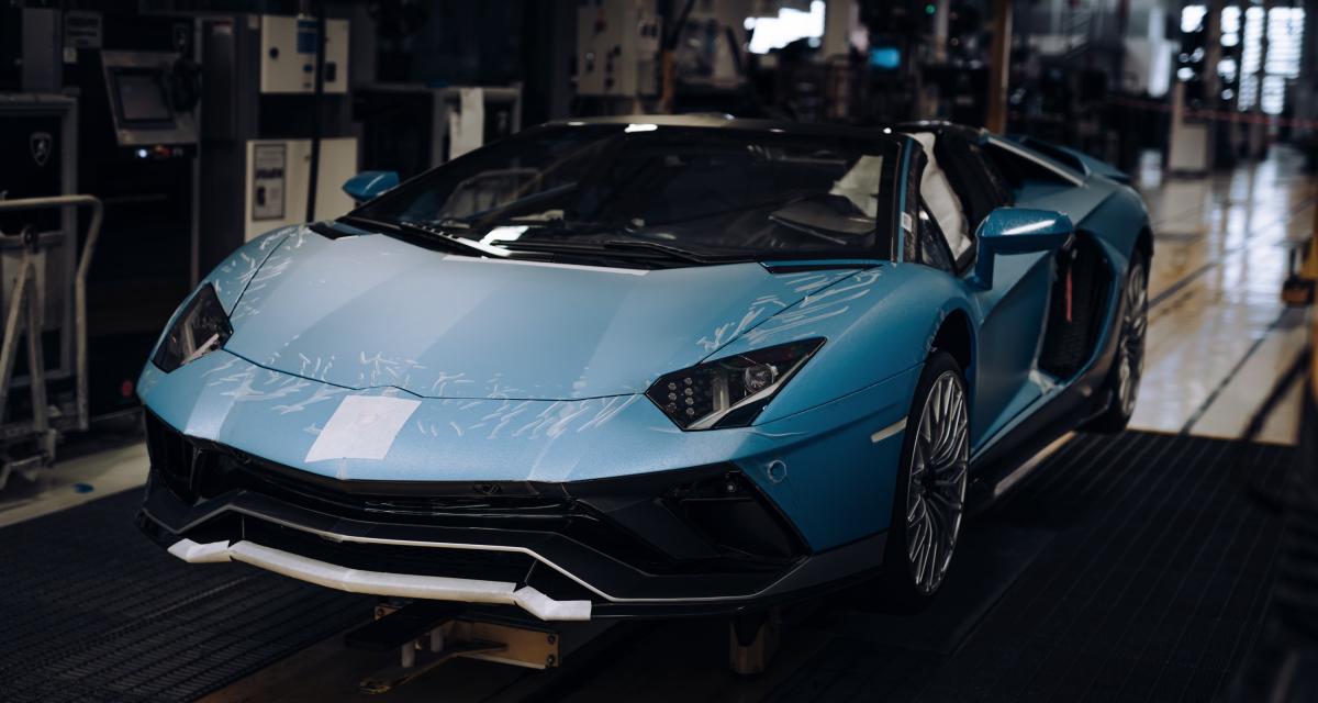 Lamborghini cesse de produire l'Aventador, voici le dernier exemplaire à sortir d'usine