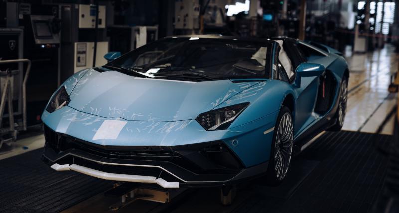  - Lamborghini cesse de produire l’Aventador, voici le dernier exemplaire à sortir d’usine