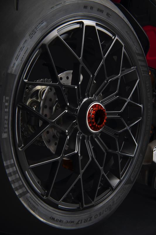  - Ducati Streetfighter V4 Lamborghini | Les photos du roadster assorti à la Huracan STO