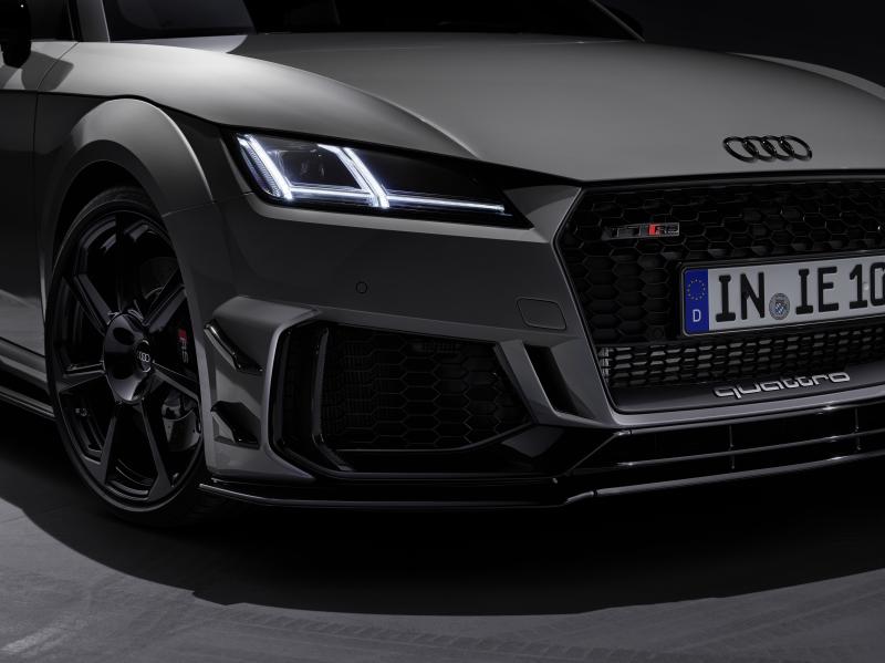  - Audi TT RS | Les photos de la série spéciale anniversaire Iconic Edition