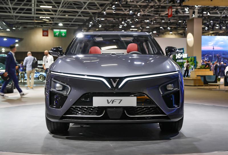  - VinFast VF 7 | Nos photos du SUV électrique vietnamien au Mondial de l’Auto