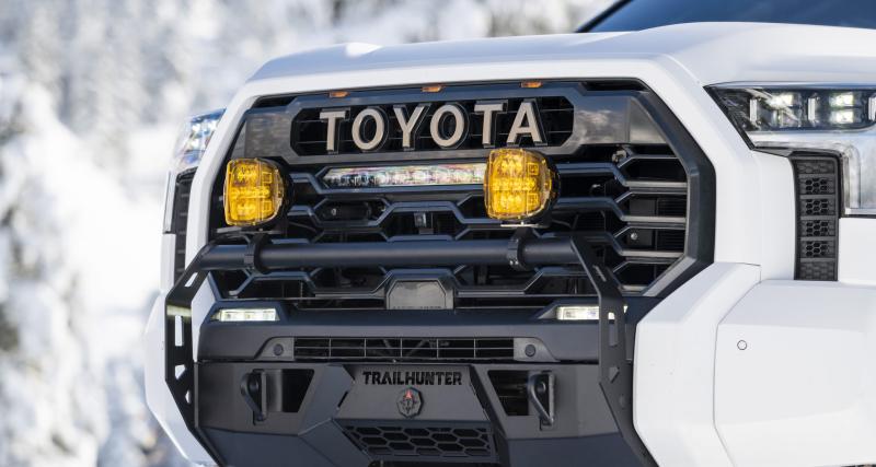 Toyota pense aux baroudeurs et présente le Trailhunter Concept, un prototype de 4x4 de l’extrême - Toyota Trailhunter Concept
