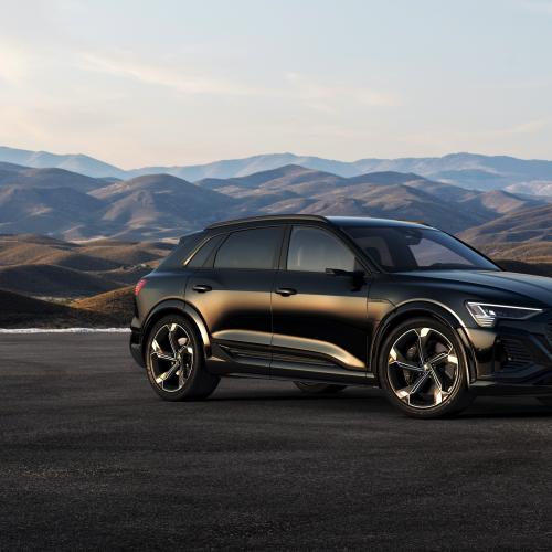 Audi Q8 e-tron (2023) | Les photos du SUV électrique après son restylage