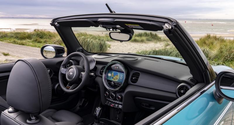 Mini Cooper Cabrio Seaside (2023) : une édition anniversaire pour le cabriolet anglais - Mini Cooper S Cabrio Seaside (2023)