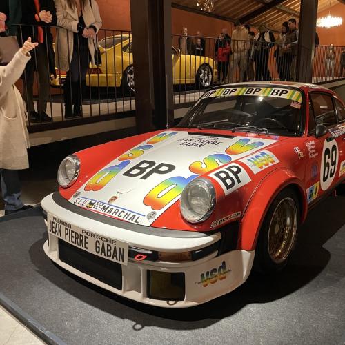 Porsche 911 | Les photos de l’exposition consacrée à la sportive allemande chez Mathieu Lustrerie