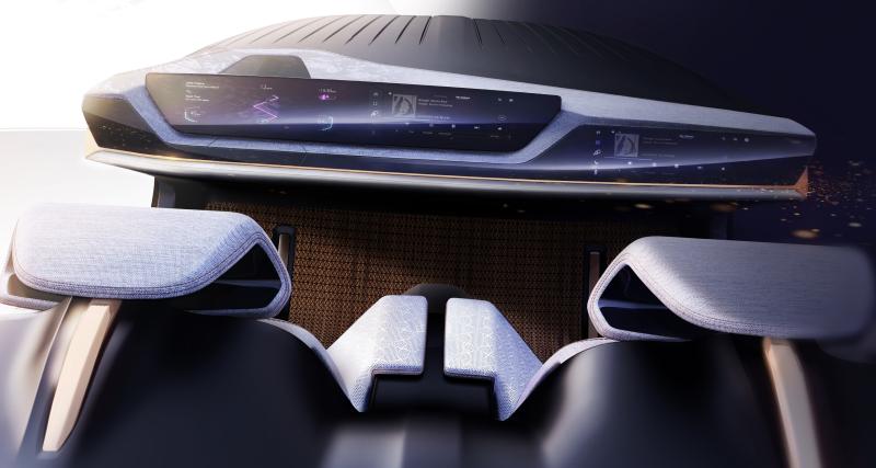 Chrysler dévoile le cockpit du futur au CES de Las Vegas - Un vrai système de conduite autonome