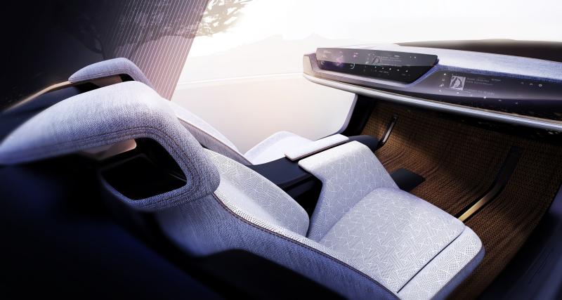 Chrysler dévoile le cockpit du futur au CES de Las Vegas - Matériaux durables et recyclés à bord
