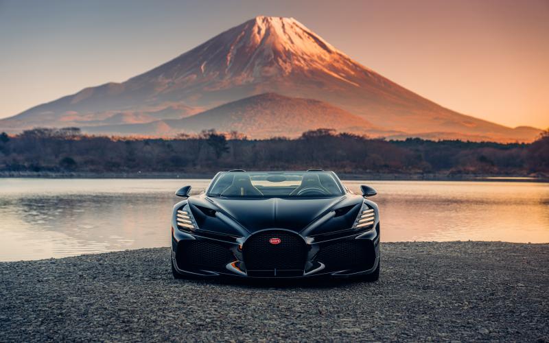 Bugatti W16 Mistral | Les photos de la supercar en visite au Japon
