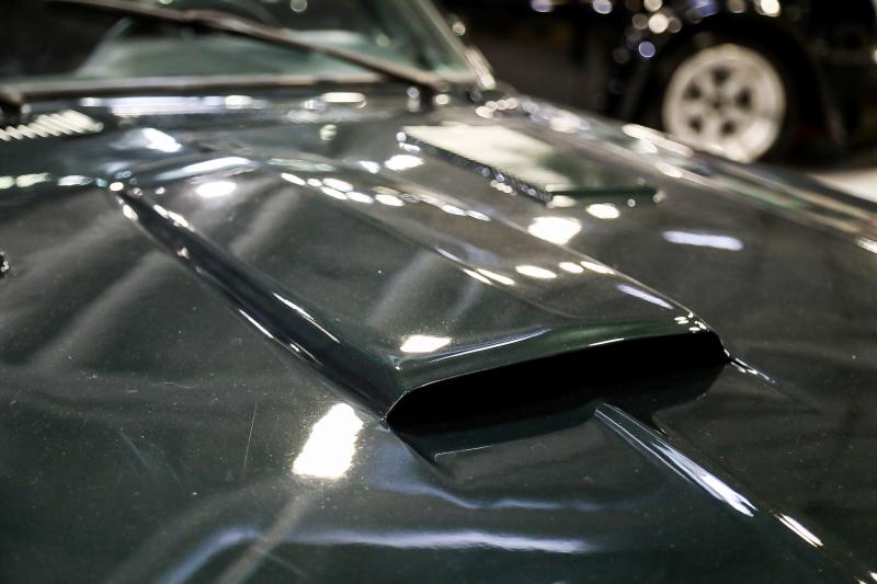 Ford Mustang | Nos photos du modèle de Jean-Paul Belmondo mis en vente à Rétromobile