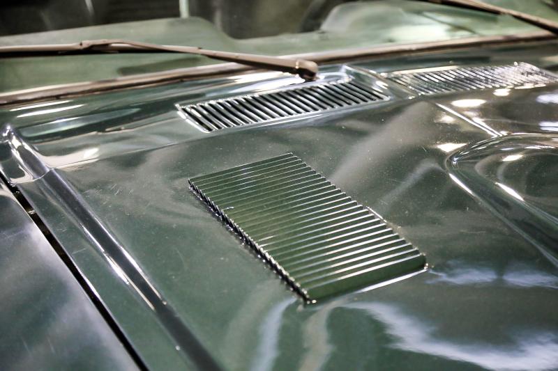 Ford Mustang | Nos photos du modèle de Jean-Paul Belmondo mis en vente à Rétromobile