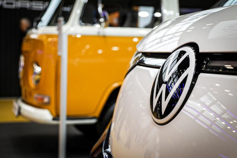 Volkswagen Combi | Nos photos de l’exposition dédiée au célèbre van à Rétromobile
