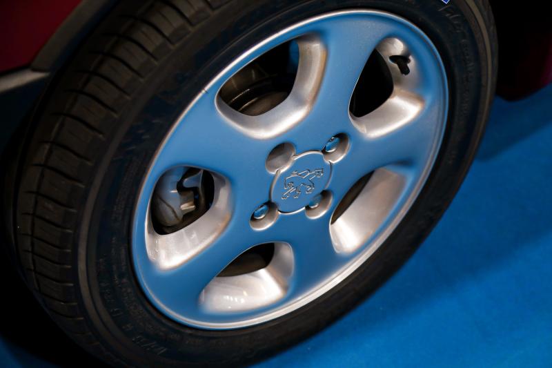 Peugeot 408 | Nos photos de la série 4 exposée au salon Rétromobile
