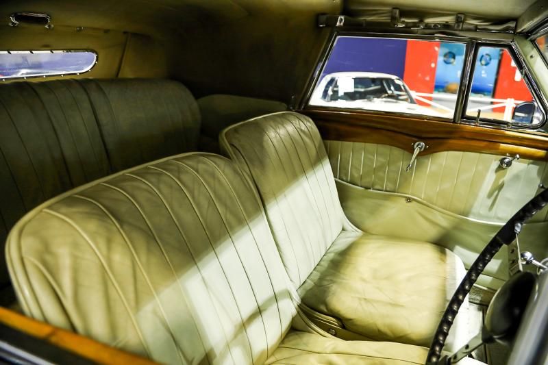 Delage D8 120 | Nos photos du cabriolet signé Vanvooren à vendre à Rétromobile