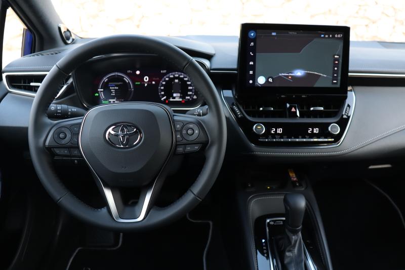 Toyota Corolla (2023) | Les photos de notre essai de la berline et du break compacts