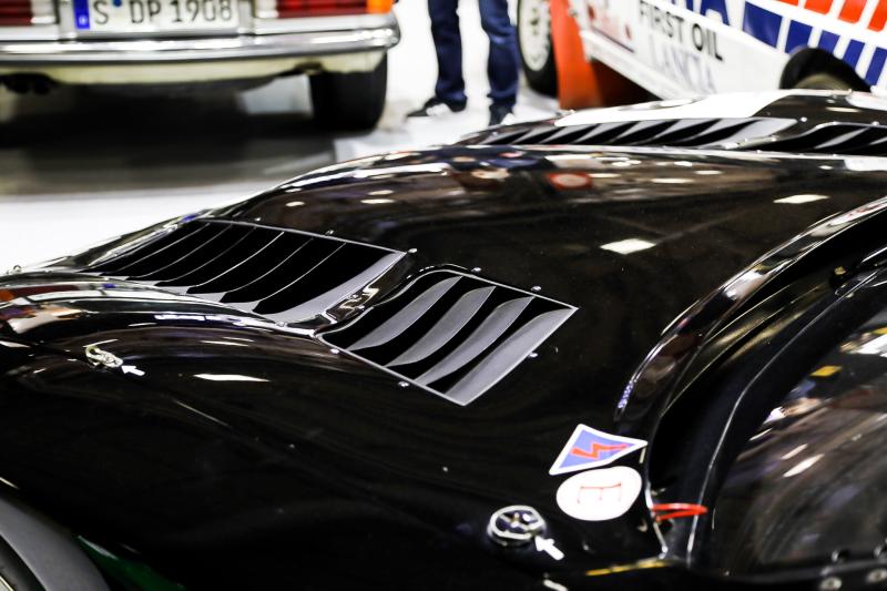 Ferrari 575 GTC | Nos photos de la supercar de course à vendre à Rétromobile