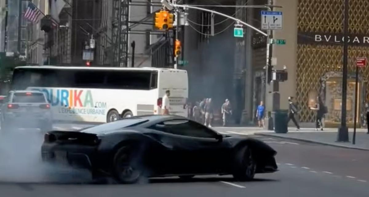 VIDEO - Le conducteur de cette Ferrari s'offre un kiff au coeur de New-York, il s'en souviendra toute sa vie