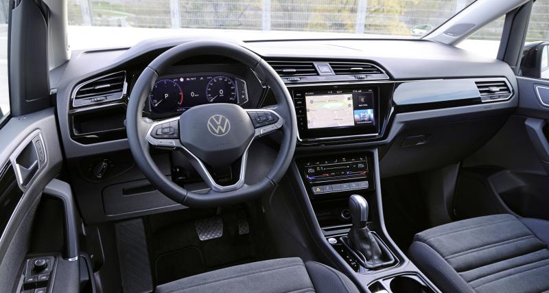 Le Volkswagen Touran fête ses 20 ans, le monospace se met à jour pour l’occasion - La mise à jour du Volkswagen Touran pour ses 20 ans