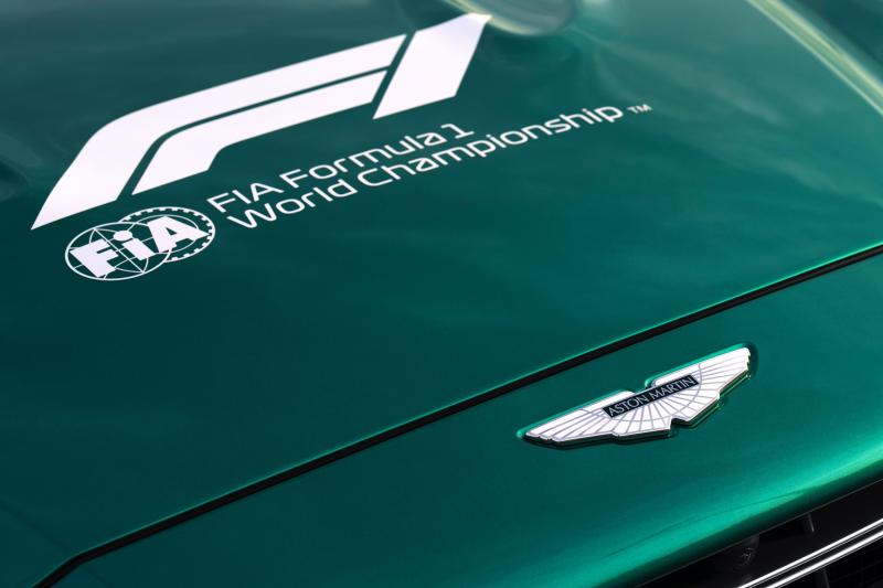 Aston Martin DBX707 | Les photos du surpuissant SUV en voiture médicale de F1