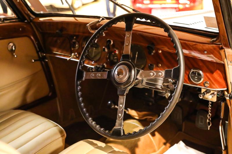 Delahaye 148 L | Nos photos du cabriolet Mylord Grand Luxe vendu par RM Sotheby’s