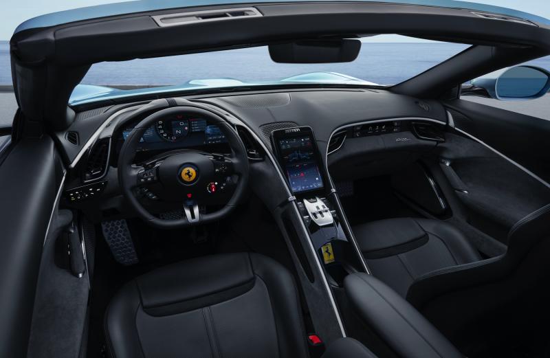 Ferrari Roma | Les images du modèle cabriolet Spider (2023)