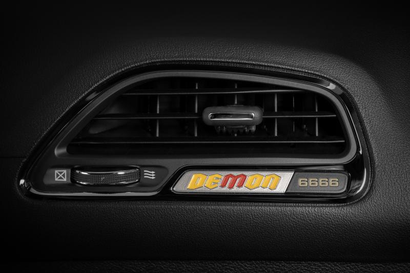  - Dodge Challenger | Les photos du surpuissant modèle SRT Demon 170
