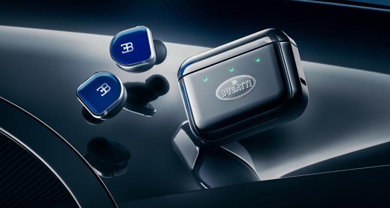 Bugatti dévoile sa collection de casques audio, ils arborent les couleurs des supercars de la marque - Bugatti dévoile une collection de casques audio en collaboration avec Master & Dynamic.