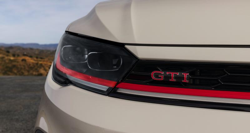 Volkswagen Polo GTI Edition 25 (2023) : la citadine allemande fête les 25 ans de sa version sportive - Volkswagen Polo GTI Edition 25 (2023)