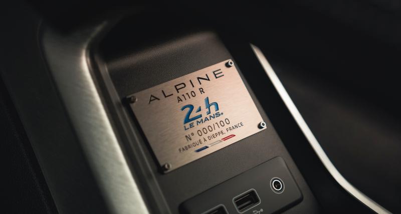 Alpine A110 R Le Mans (2023) : la sportive célèbre les 100 ans des 24 Heures avec une édition limitée - Alpine A110 R Le Mans (2023)