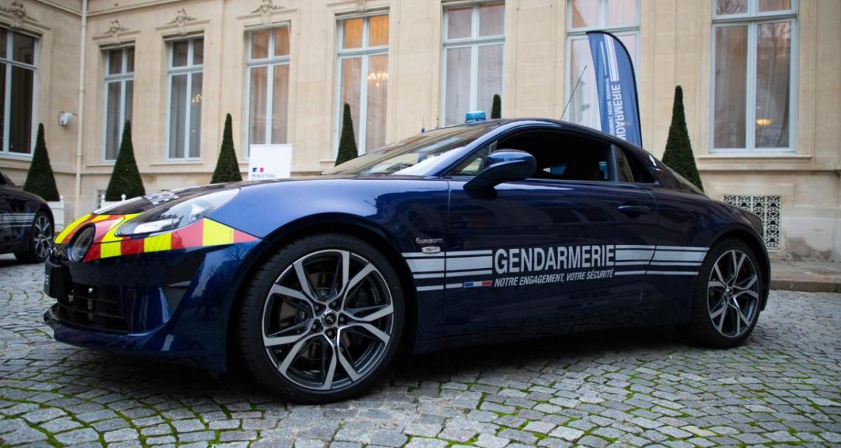 En Gironde, la gendarmerie traque les chauffards avec une Alpine A110 S