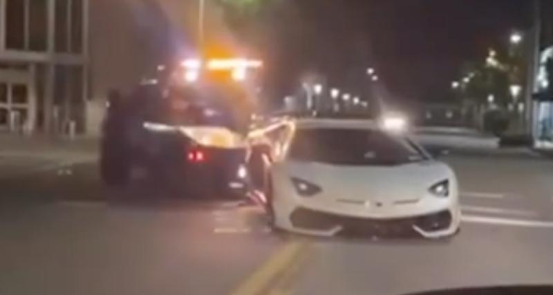  - VIDEO - Cette Lamborghini est remorquée sans égard, le pare-chocs n'en sortira pas indemne