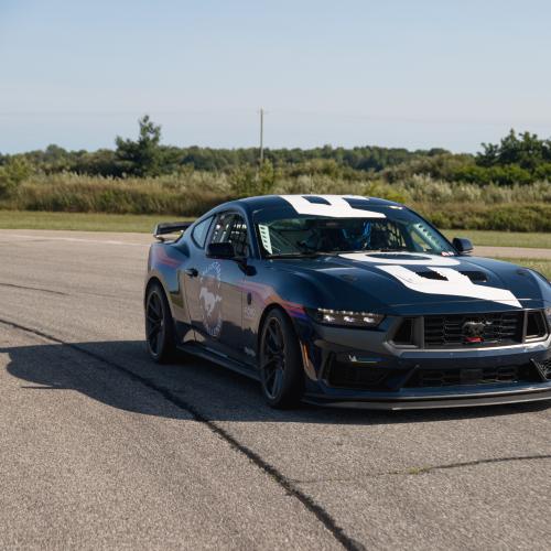 Ford Mustang | Les photos de la version de course Dark Horse R