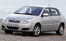 La Toyota Corolla 4 portes se joint à l’Auris - Toyota Corolla (2004 – 2007) : l'achat rationnel