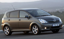 Toyota Corolla (2004 – 2007) : l'achat rationnel - Toyota Corolla Verso : 7 places et une modularité de premier ordre