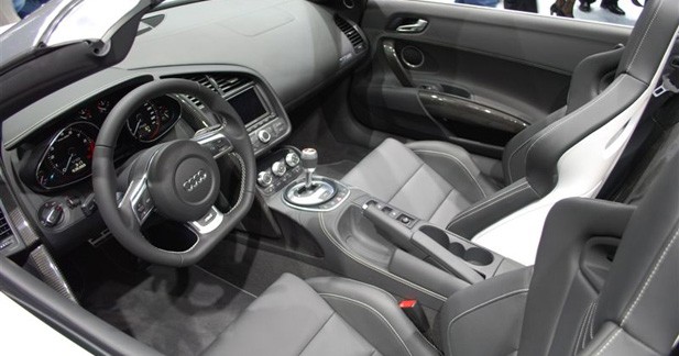 Audi R8 Spyder : sous le vent... - Esthétisme préservé